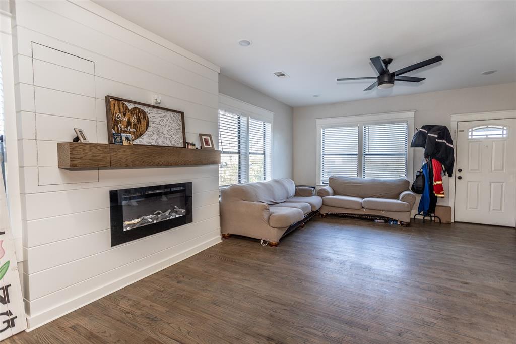 1903 N Weaver Street