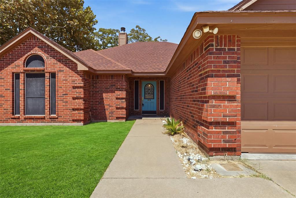 1507 Saddle Creek Court