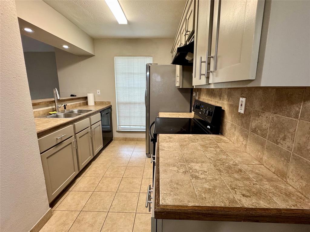 Woodhaven Condos - Residential