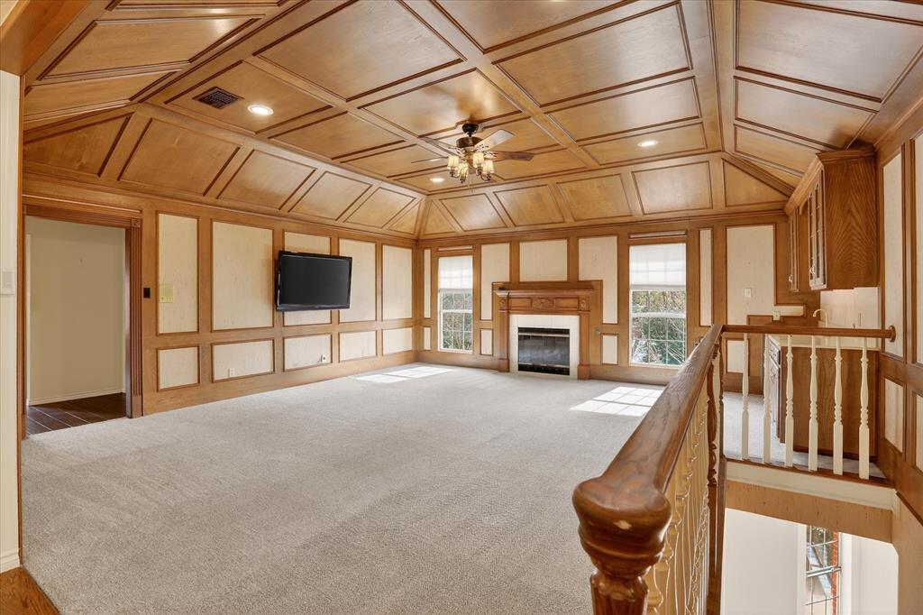 Woodland Hills Colleyville - Residential