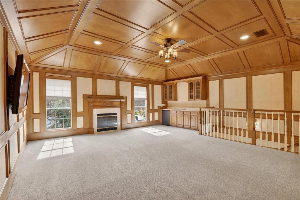 Woodland Hills Colleyville - Residential