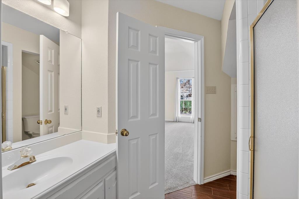 Woodland Hills Colleyville - Residential