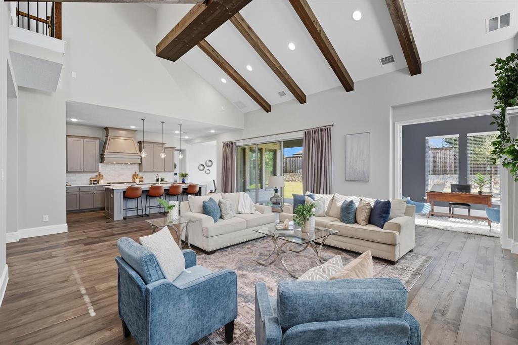 Star Trail Ph Four - Residential