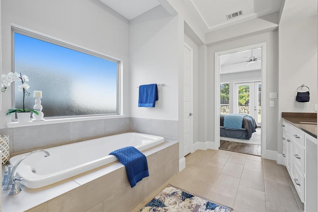 Star Trail Ph Four - Residential