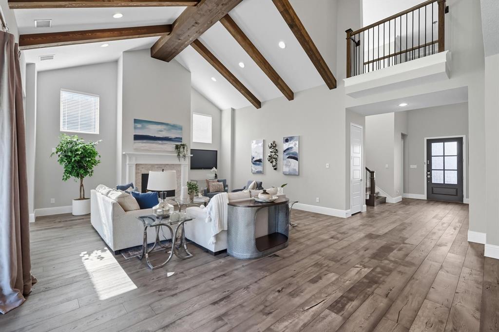 Star Trail Ph Four - Residential