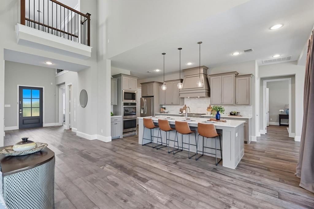 Star Trail Ph Four - Residential