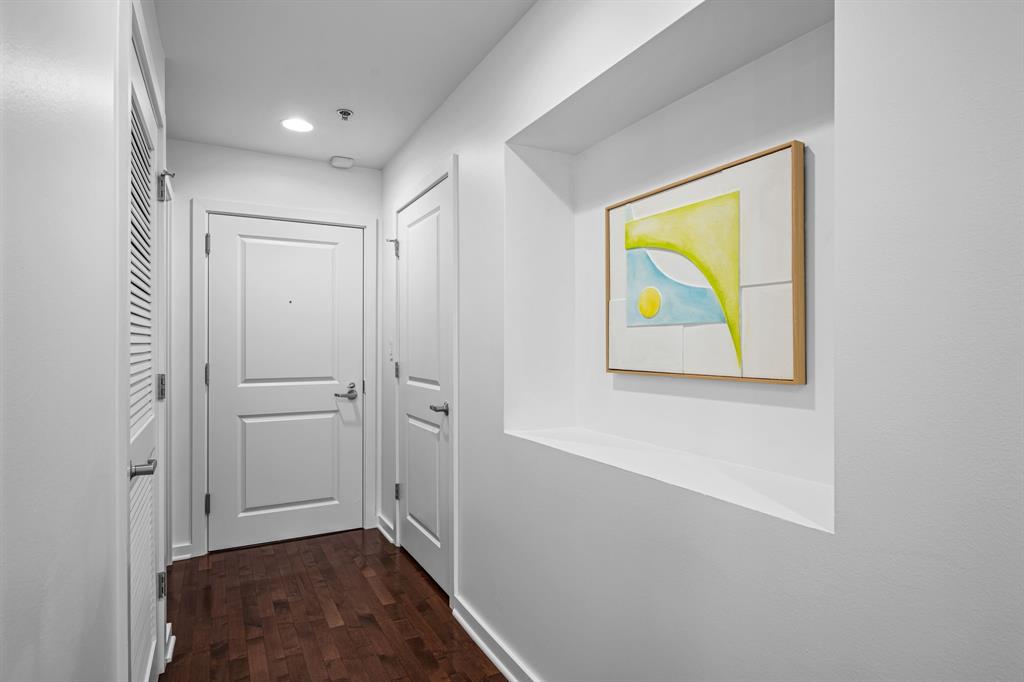 1200 Main Street 707