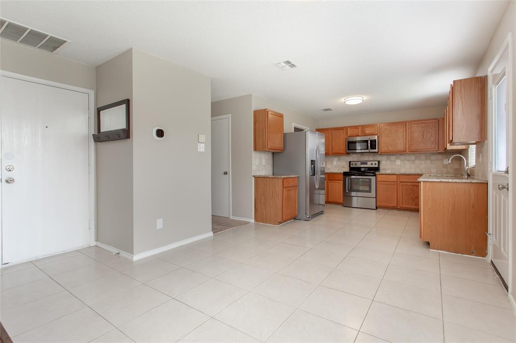 The Villages Of Woodlake Ph 4a - Residential Lease