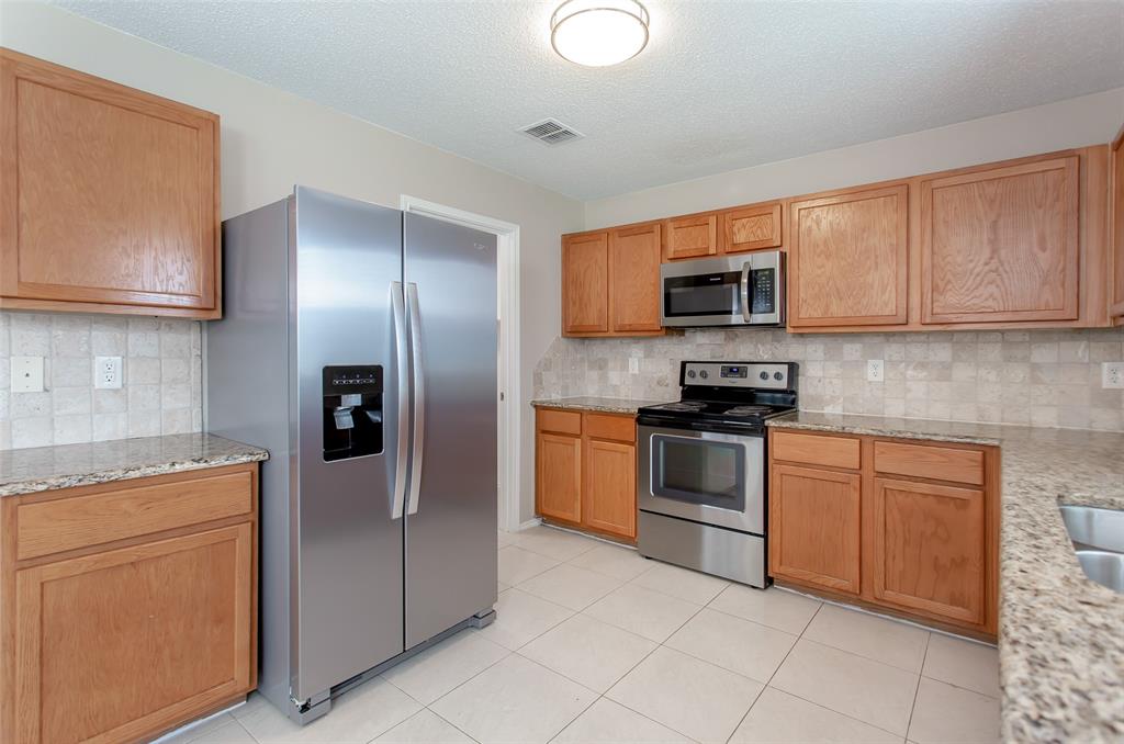 The Villages Of Woodlake Ph 4a - Residential Lease