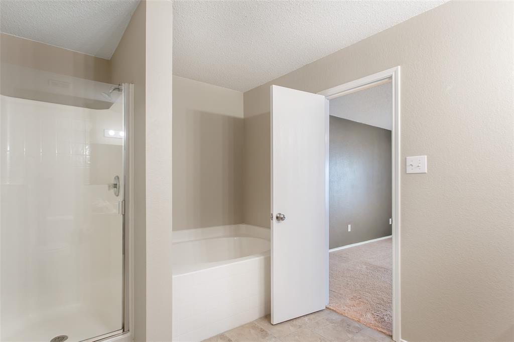 The Villages Of Woodlake Ph 4a - Residential Lease