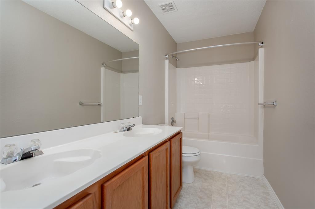 The Villages Of Woodlake Ph 4a - Residential Lease