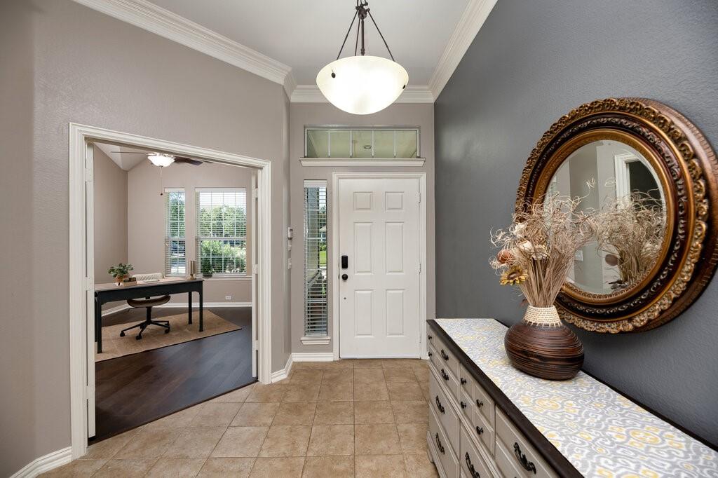 2401 Aramic Court