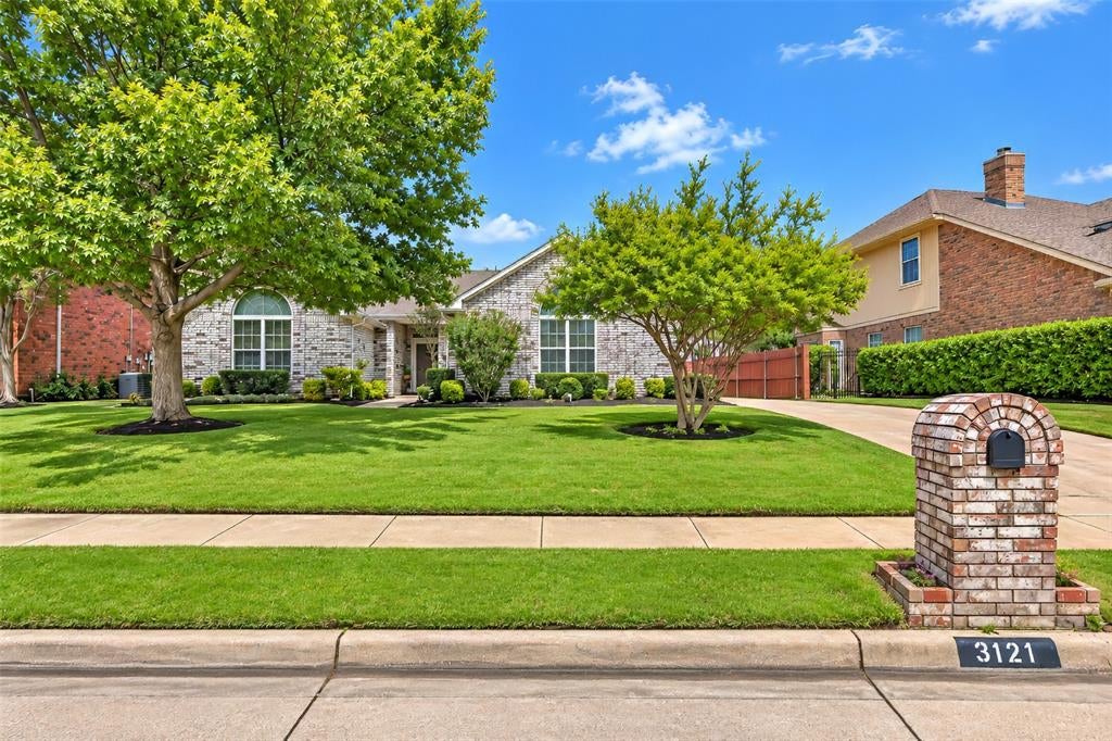 3121 Hazlewood Court