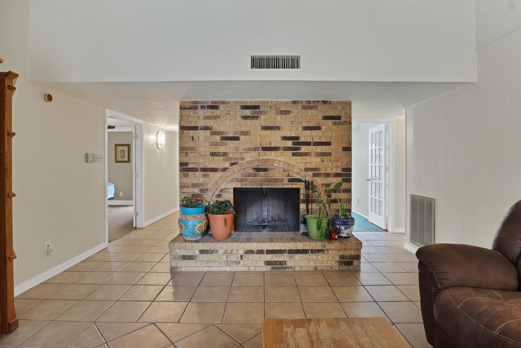 750 Greenhill Lane