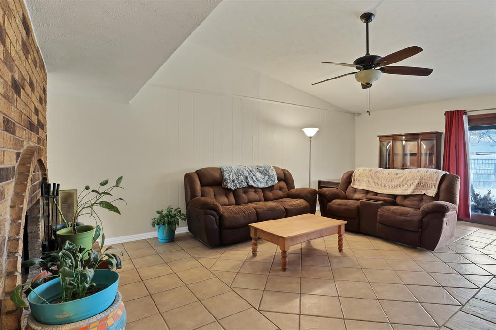 750 Greenhill Lane