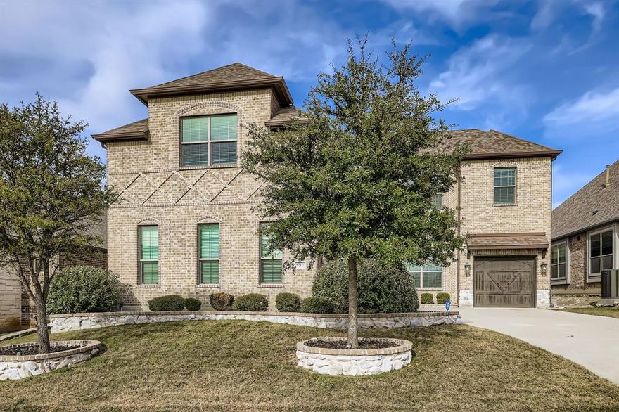 Well-maintained home located in Breezy Hill Estates of Rockwall, Texas. This 3,476-square-foot residence features four bedrooms, three and a half bathrooms, and a versatile study or bonus room. The first level offers a functional layout including a spacious primary suite, a study, a secondary bedroom, and a full bathroom. The second level comprises a large game room, two additional bedrooms, and another full bath. The interior is complemented by an open-concept kitchen with a large island, a formal dining room, and dedicated utility and mud rooms. The exterior and outdoor living spaces include a split three-car garage, a covered back porch, an extended patio with pergolas, and integrated yard lighting. Additional features such as a mini bar with a glass refrigerator provide significant value for new owners.