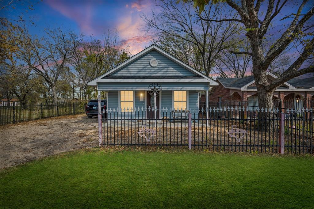 Midland Ennis-Rev - Residential