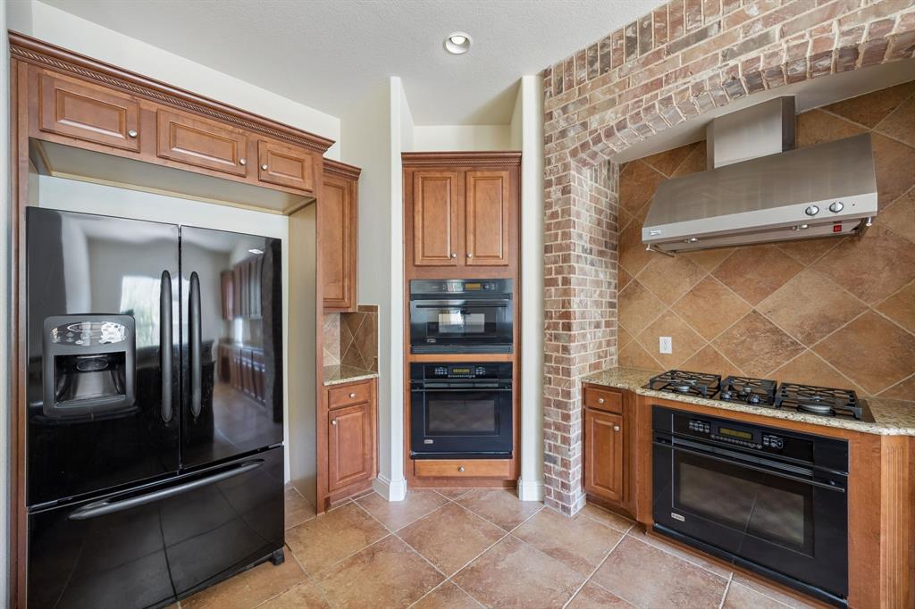 6979 Sugartree Lane