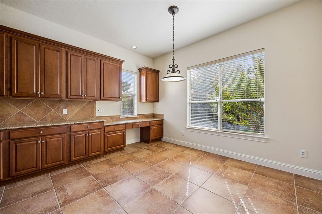 6979 Sugartree Lane