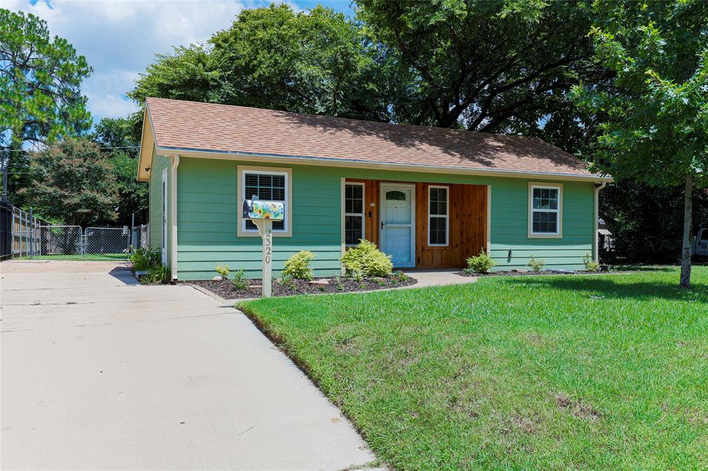 2320 Harris Lane