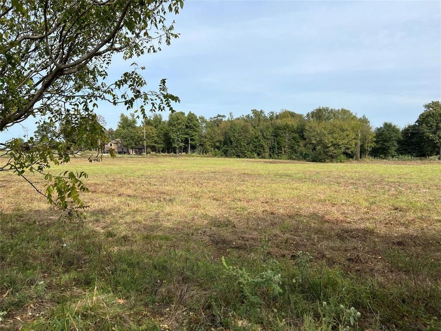 Unlimited possibilities with approximately 555 feet Highway Road frontage located between Pittsburg and Gilmer.