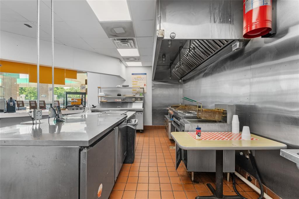 Exxon Centerville - Commercial Sale