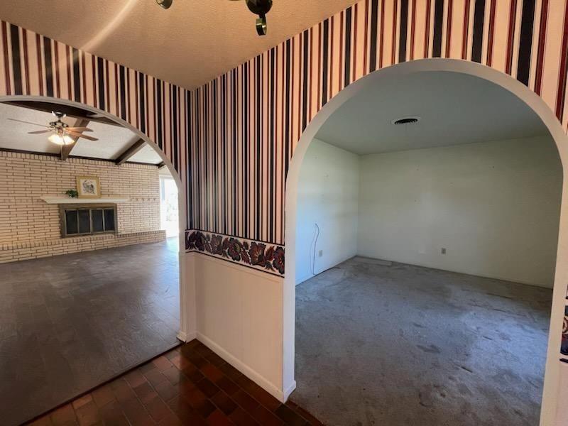 Skipcha Hill - Residential