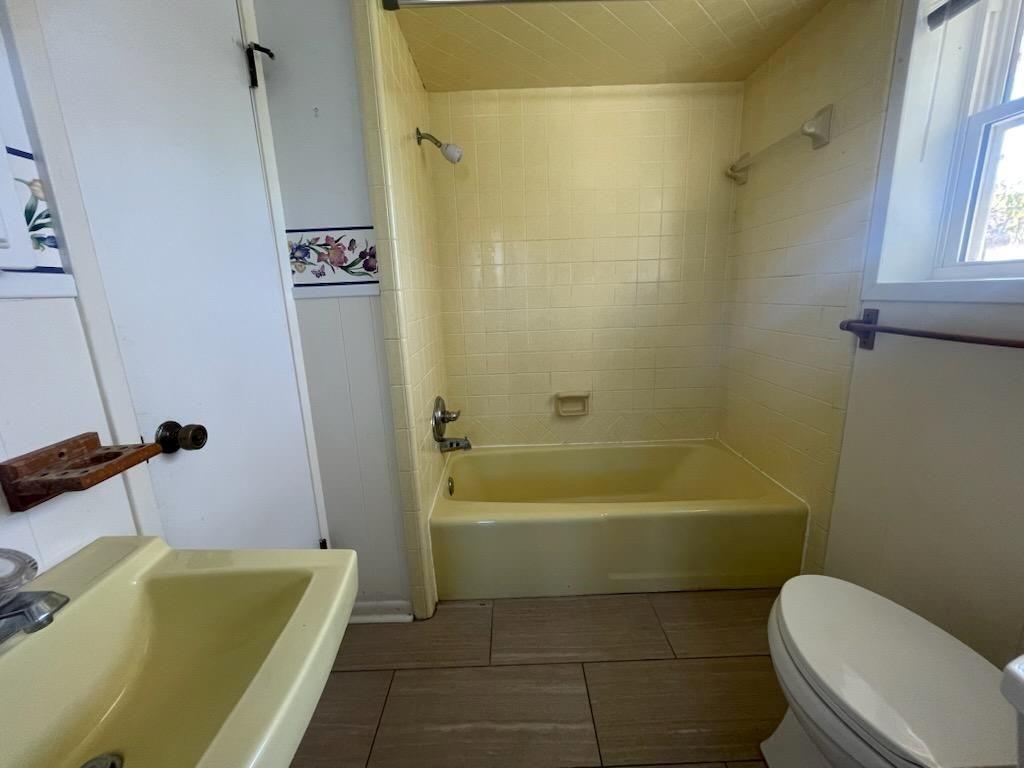 Skipcha Hill - Residential