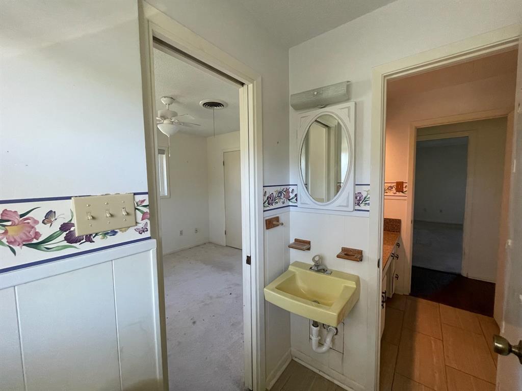 Skipcha Hill - Residential