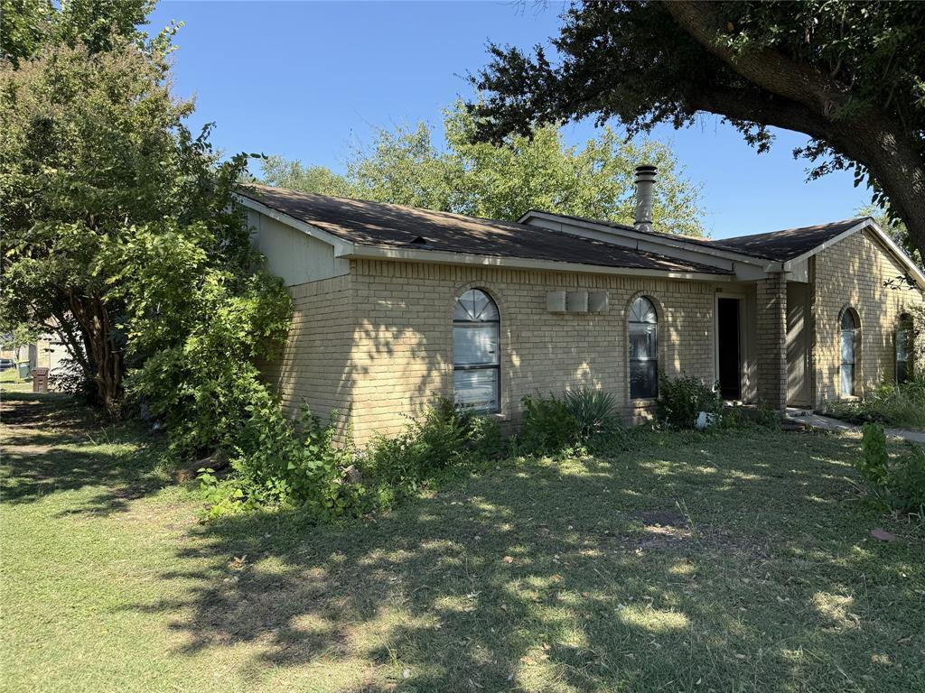 805 Cambridge Drive