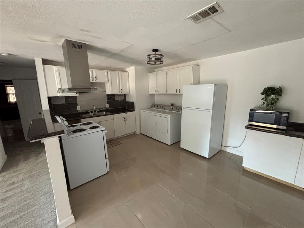 Lakeview Add - Residential Lease