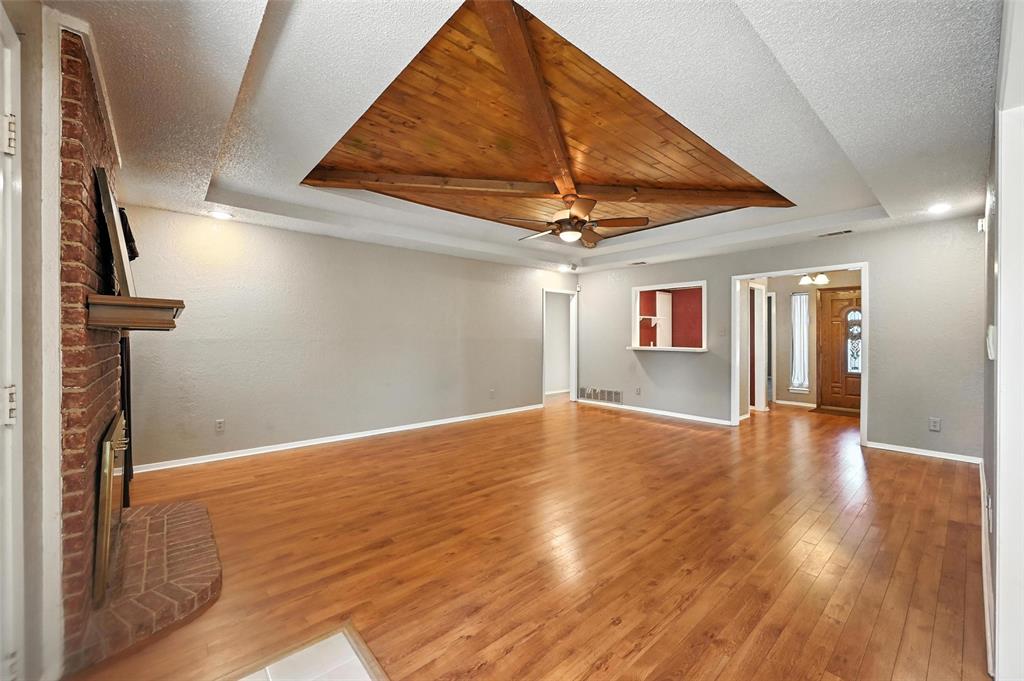 2617 Collard Road