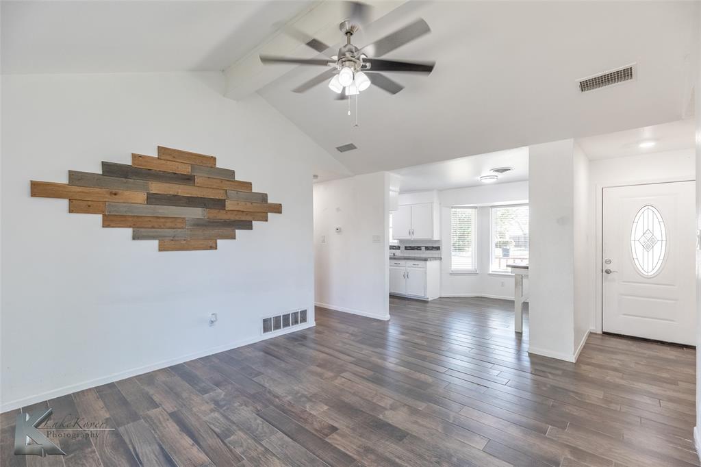 3926 Radcliff Road