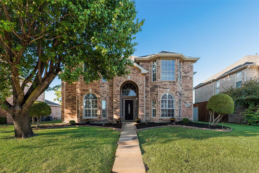 8405 Luna Drive