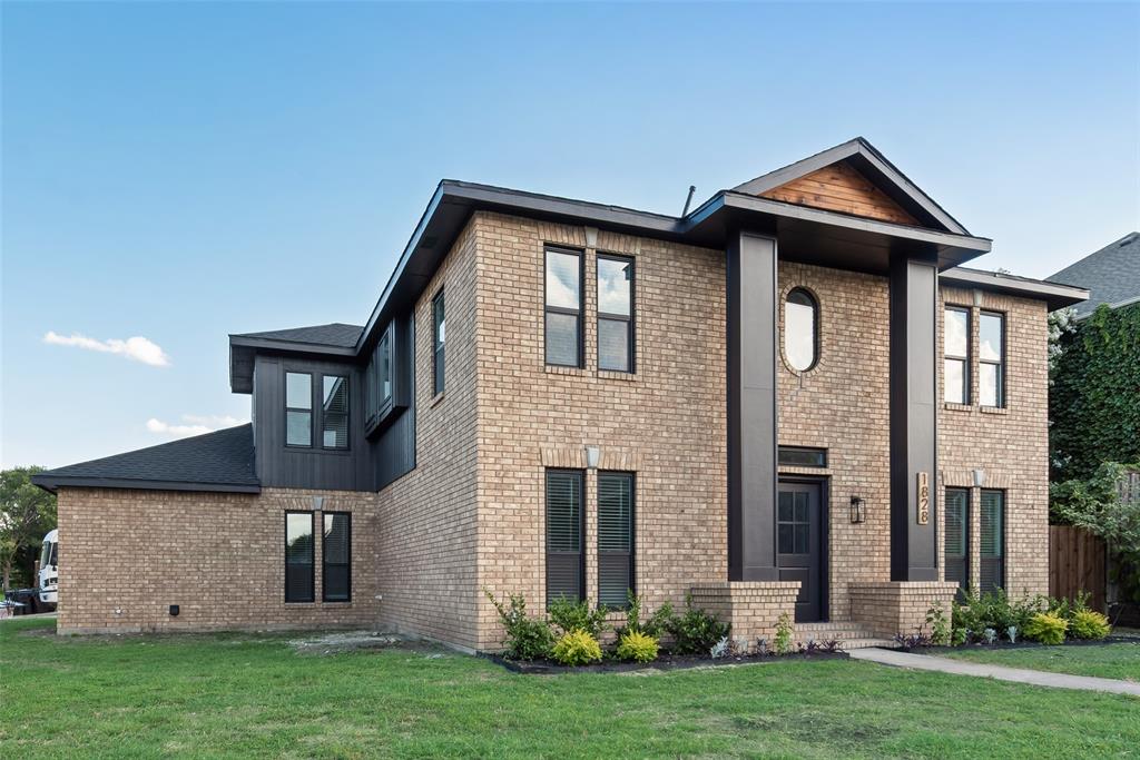 1828 Usa Drive