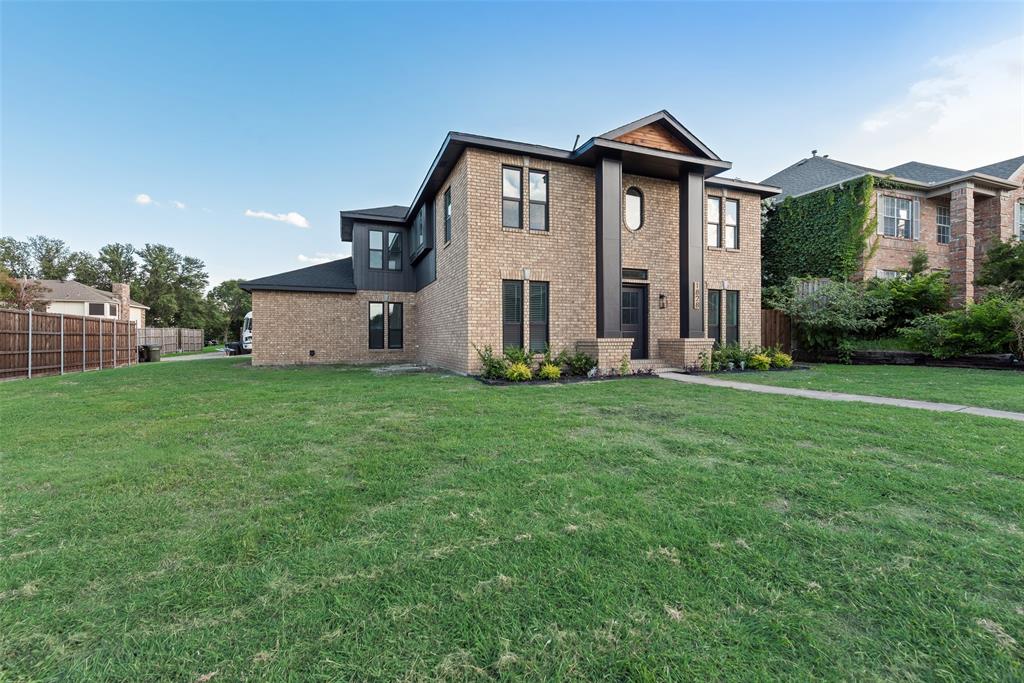 1828 Usa Drive