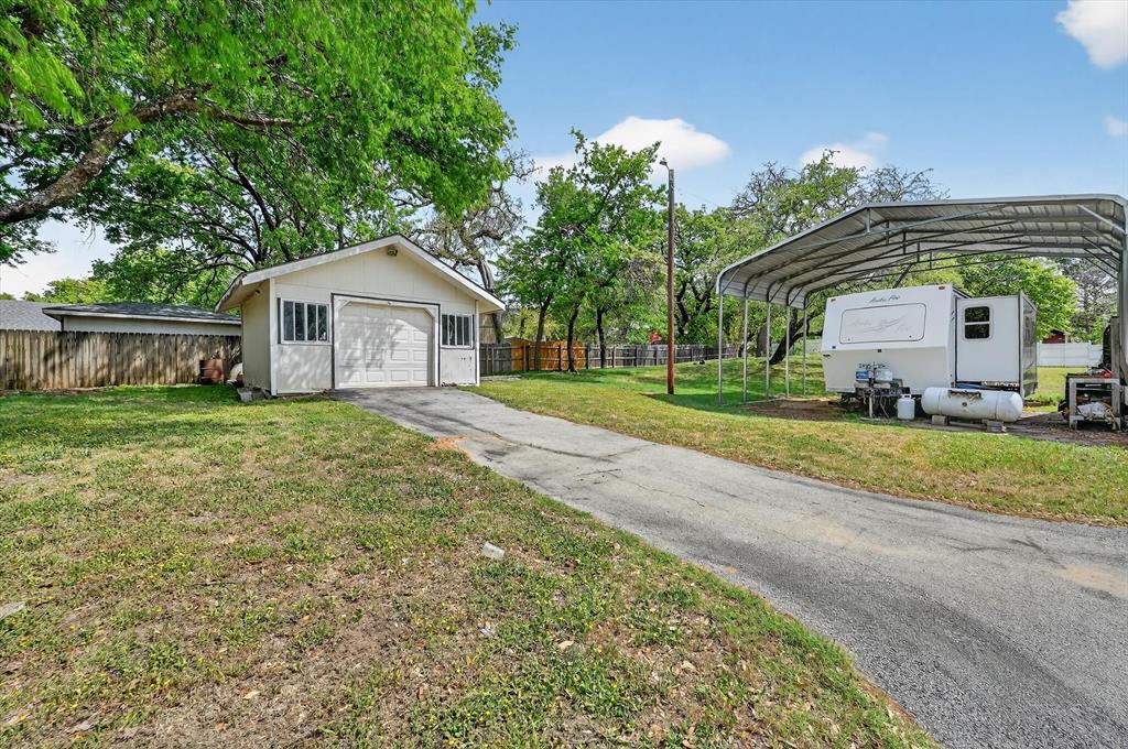 Caddo Peak Estate - Residential