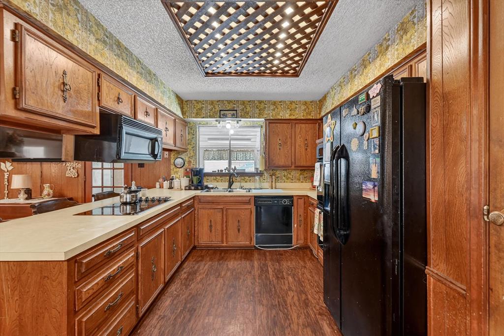 Caddo Peak Estate - Residential