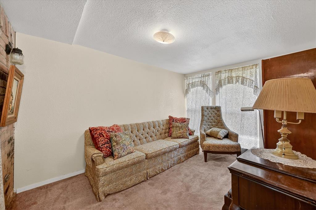 Caddo Peak Estate - Residential