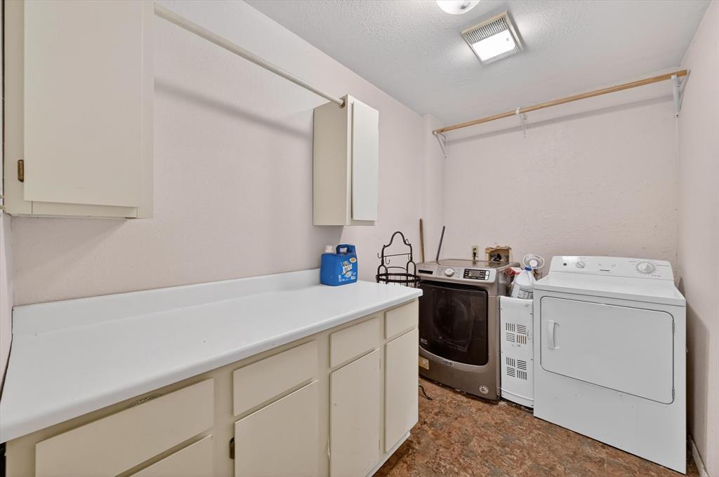 Caddo Peak Estate - Residential