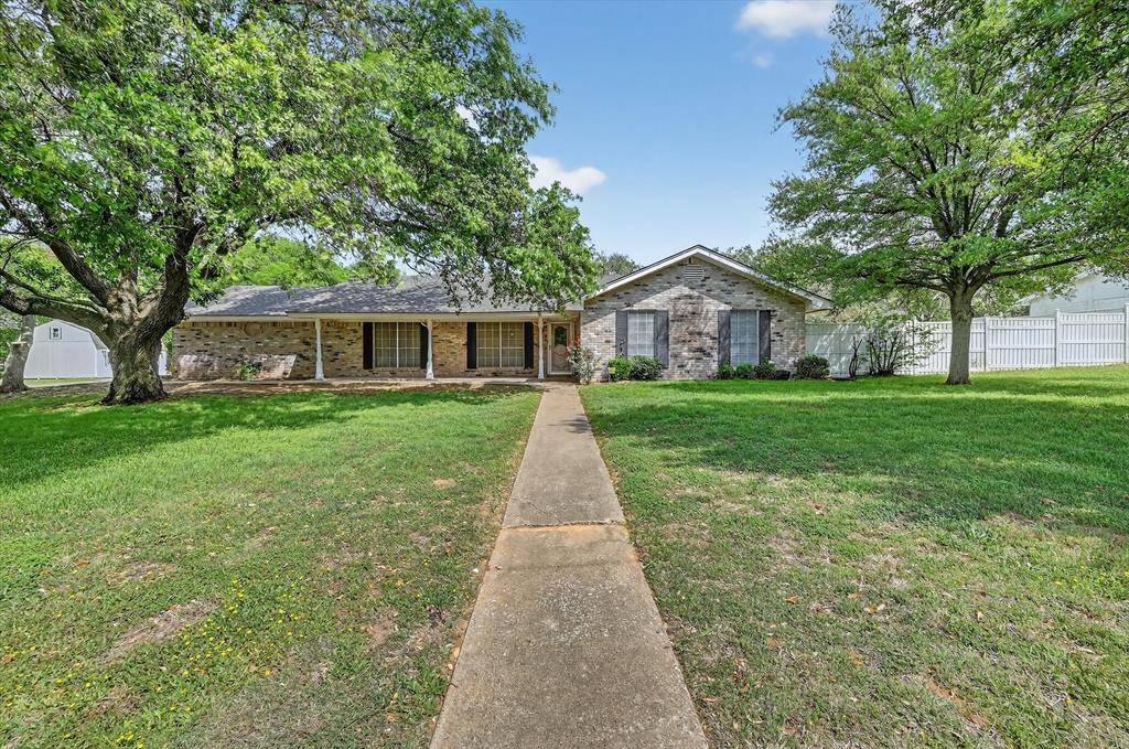 Caddo Peak Estate - Residential