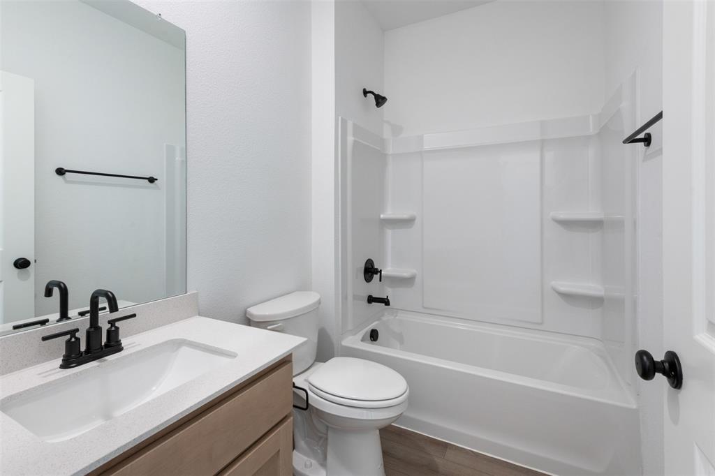 Meadow Park Ph 1a - Residential Lease