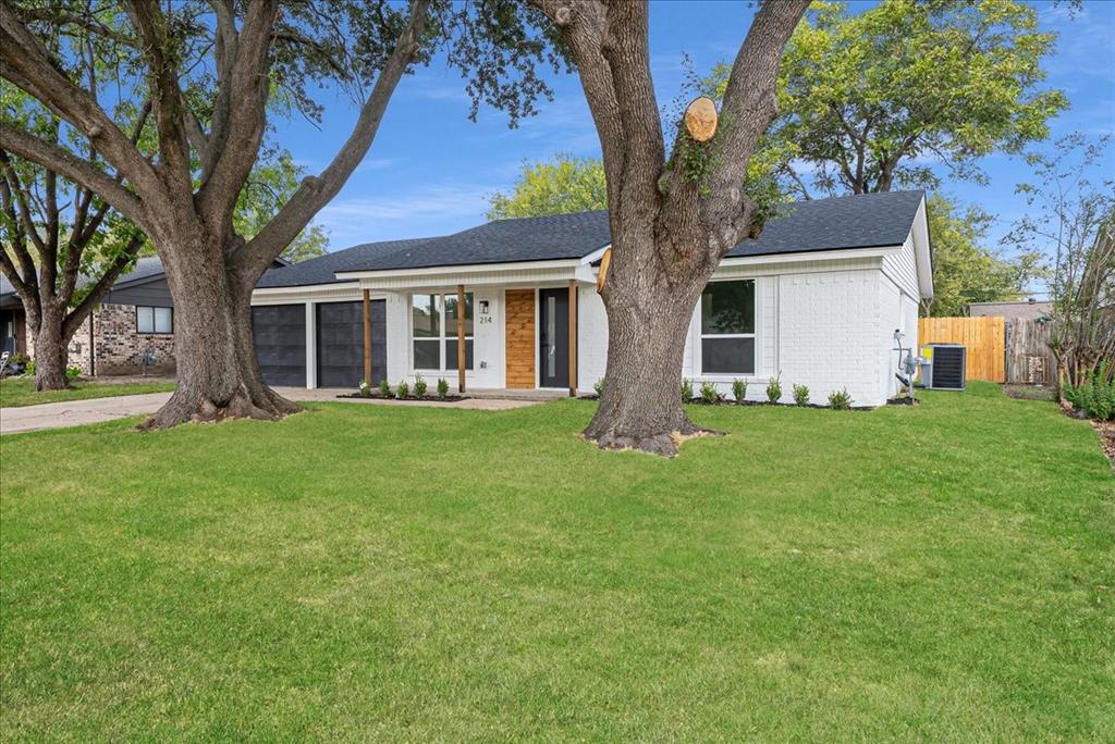 214 Santa Cruz Court