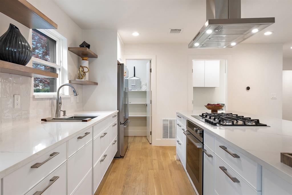 Frederick M Smith-Manning Grinnan - Residential