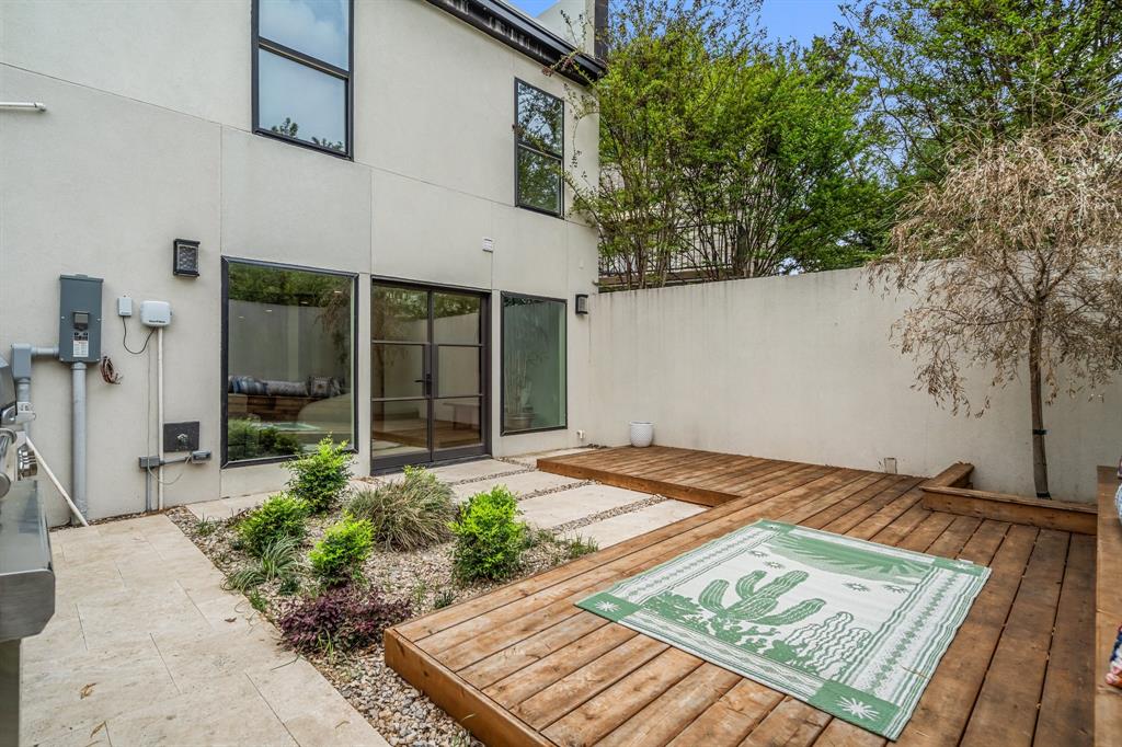 Frederick M Smith-Manning Grinnan - Residential