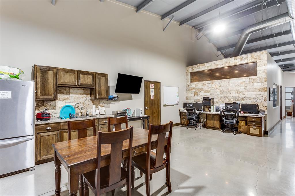 Park Vista Commons Bldg B - Commercial Sale