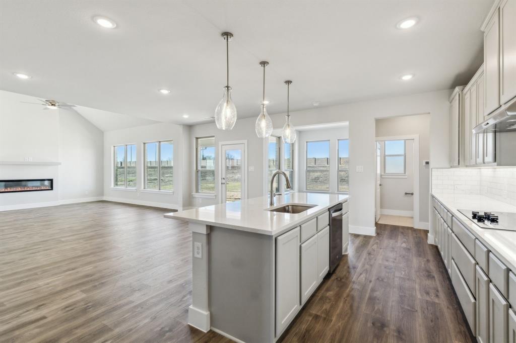 Lakeway Estates - Residential