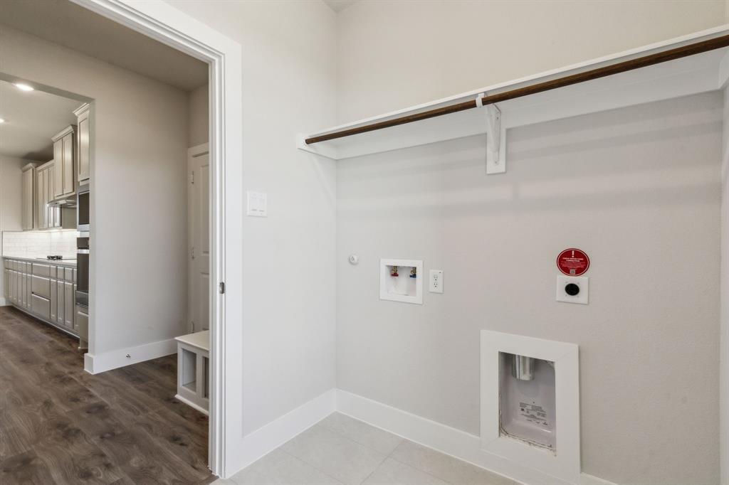 Lakeway Estates - Residential