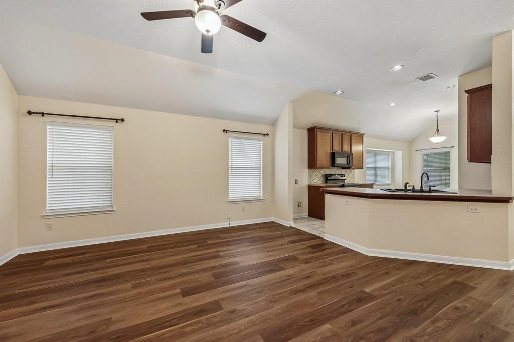 Sendera Ranch - Residential