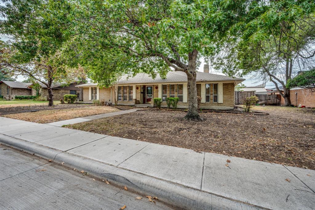 1607 Alexander Drive